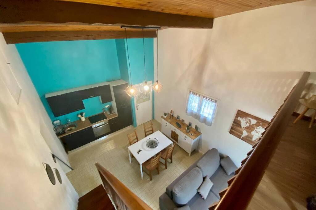 Au Calme Avec Vue Magnifique A Saint Maximin Apartment Exterior photo